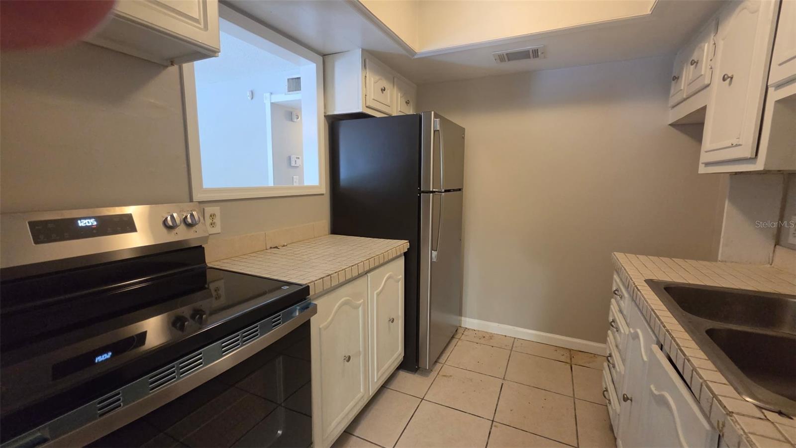 700 E Airport Blvd #b6 Property Photo 5