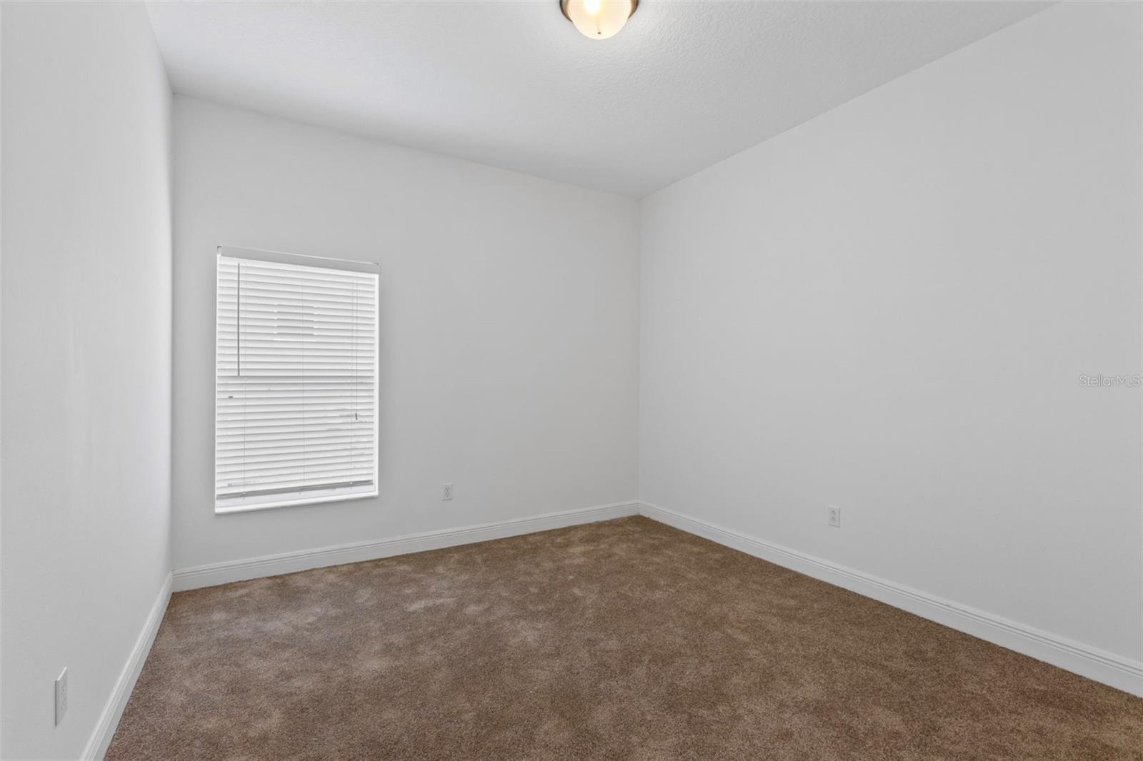 6363 Sedona Leaf Ct Property Photo 28