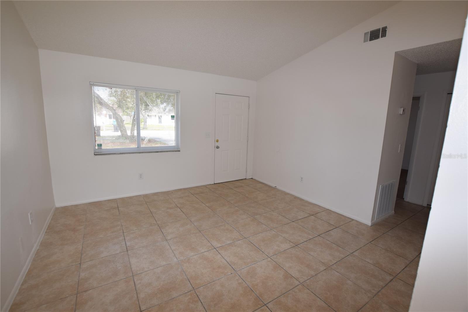 3264 Split Willow Dr Property Photo 4