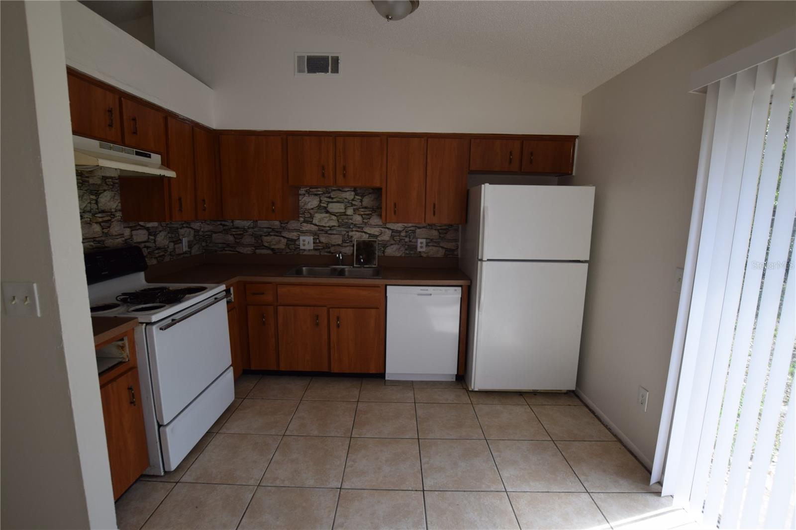 3264 Split Willow Dr Property Photo 8