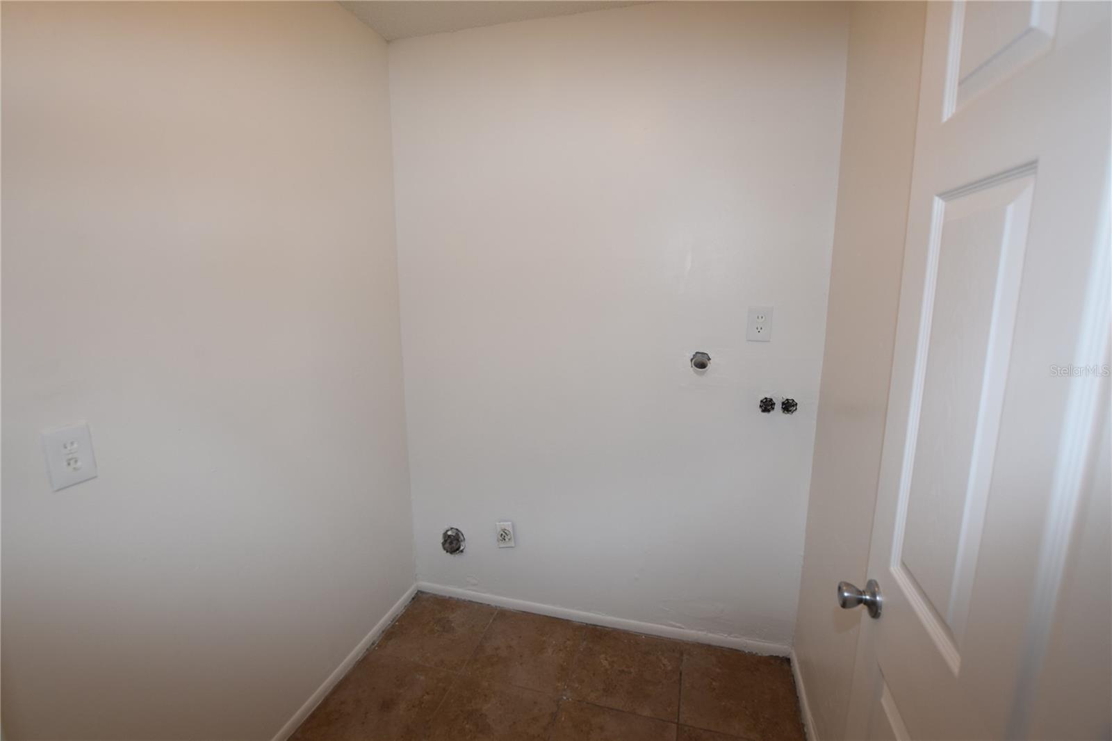 3264 Split Willow Dr Property Photo 12