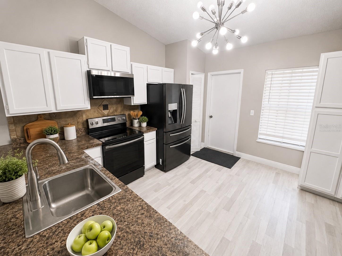 5113 Timber Ridge Tr Property Photo 10