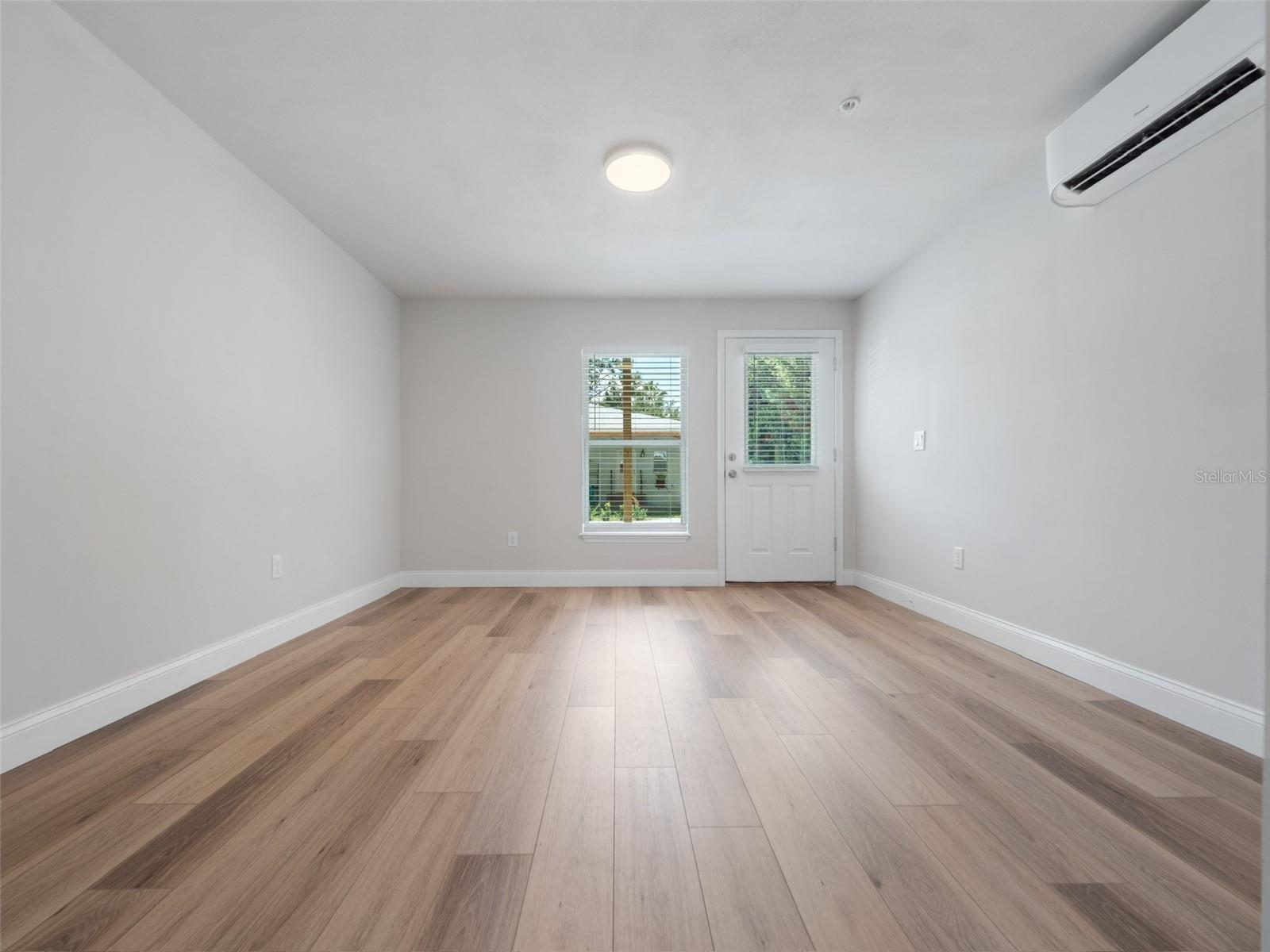 1505 Catherine St Property Photo 14