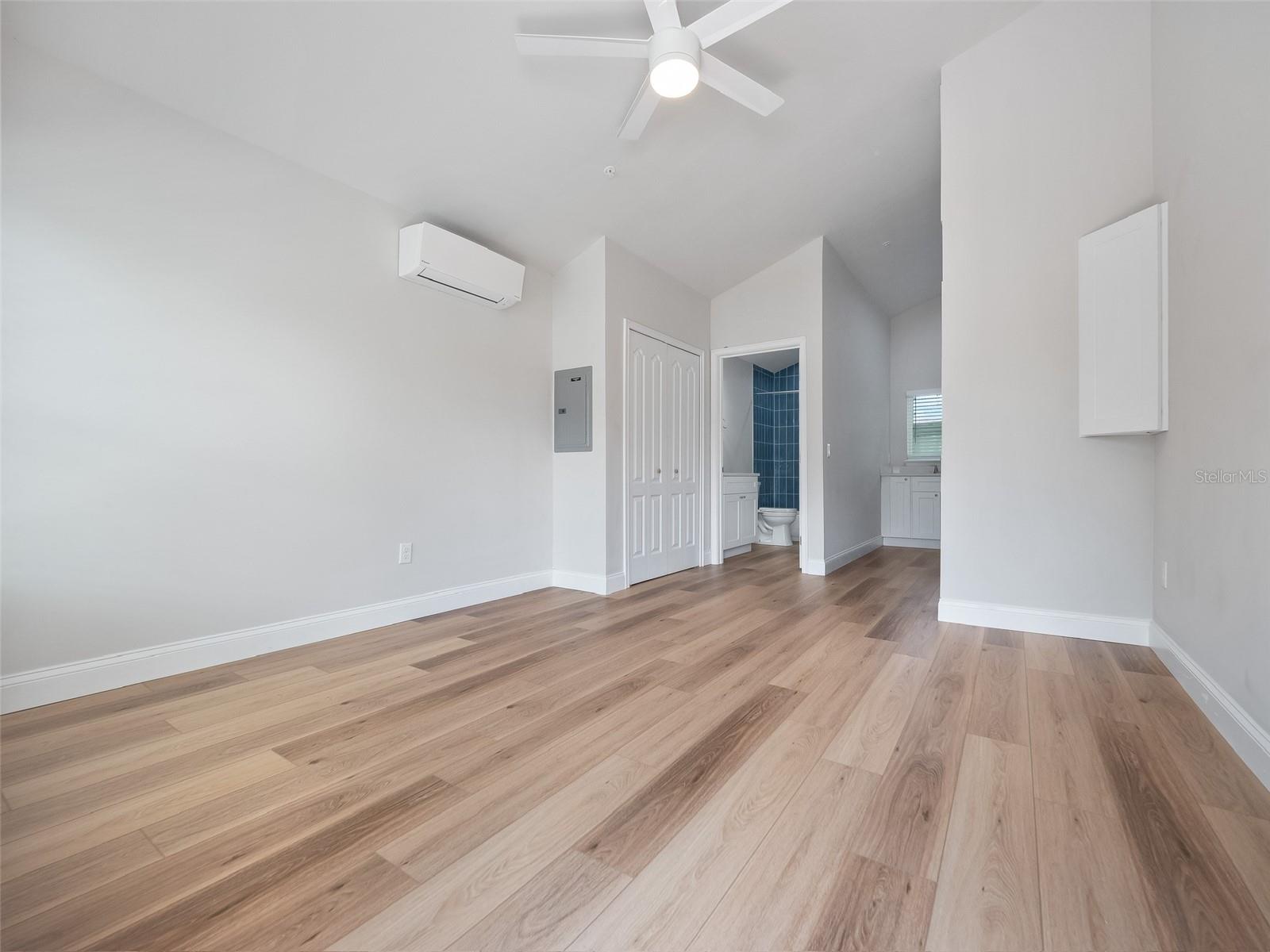 1505 Catherine St Property Photo 41