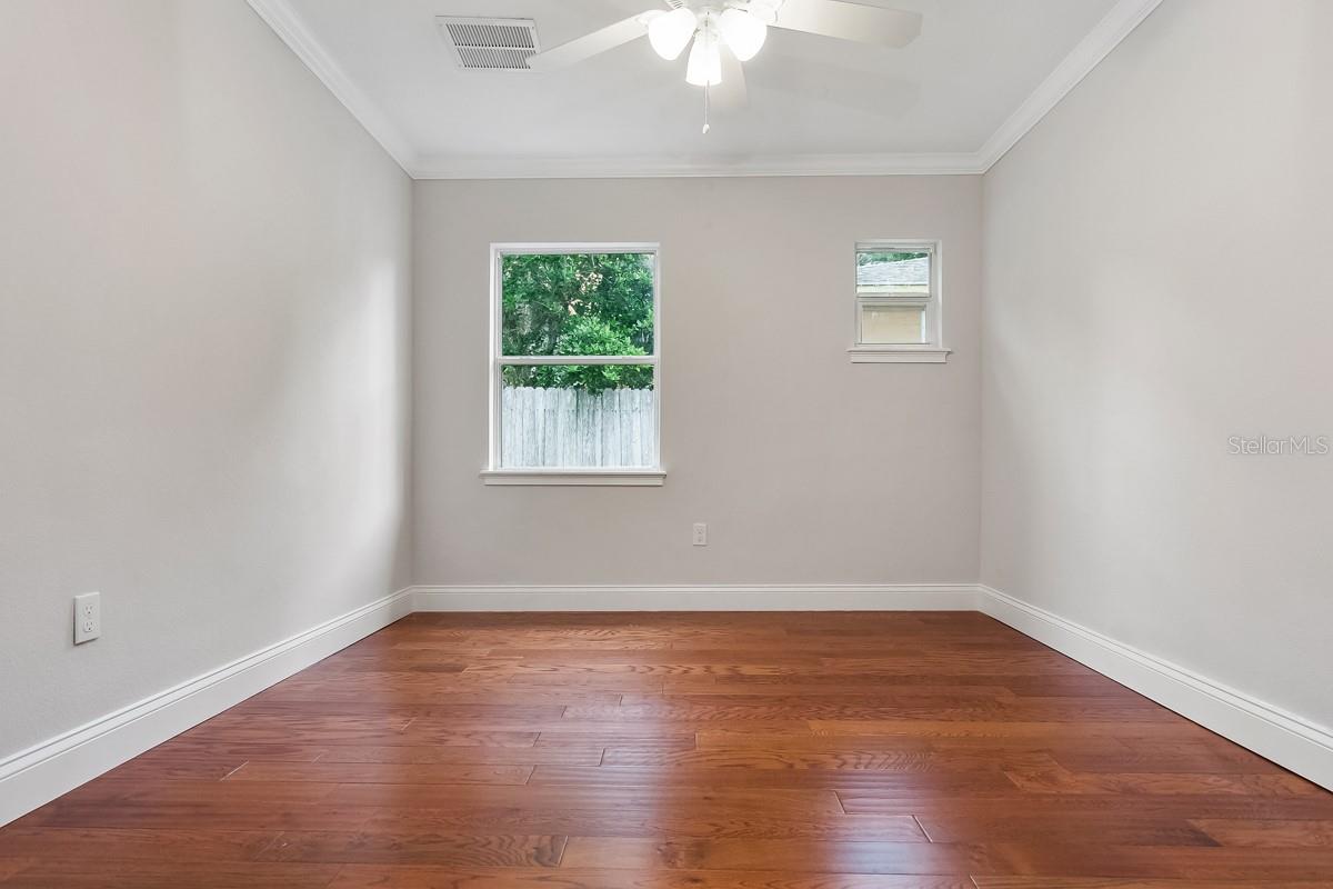 1505 Catherine St Property Photo 58