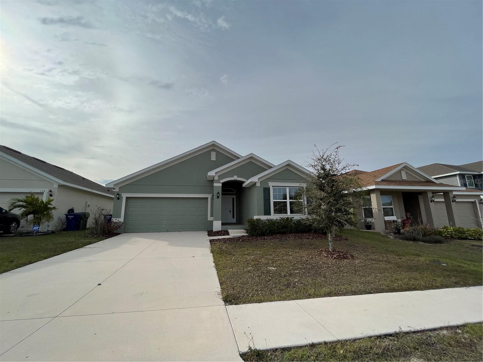 136 Krenson Bay Loop Property Photo 2