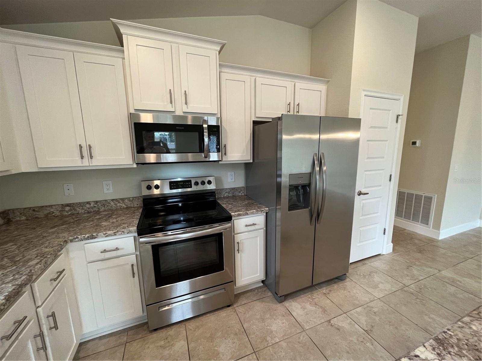 136 Krenson Bay Loop Property Photo 14