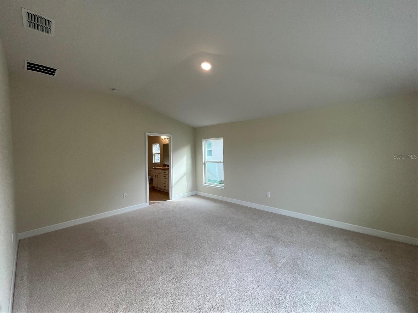 136 Krenson Bay Loop Property Photo 17