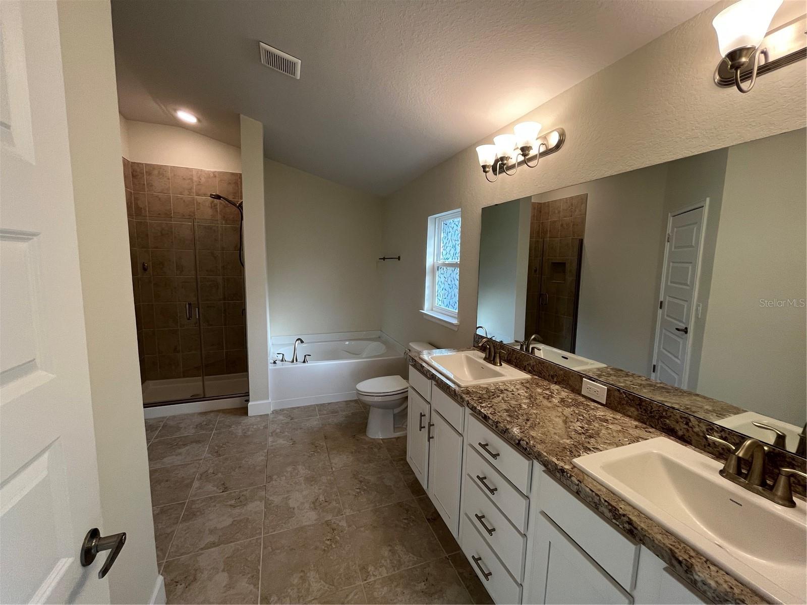136 Krenson Bay Loop Property Photo 19