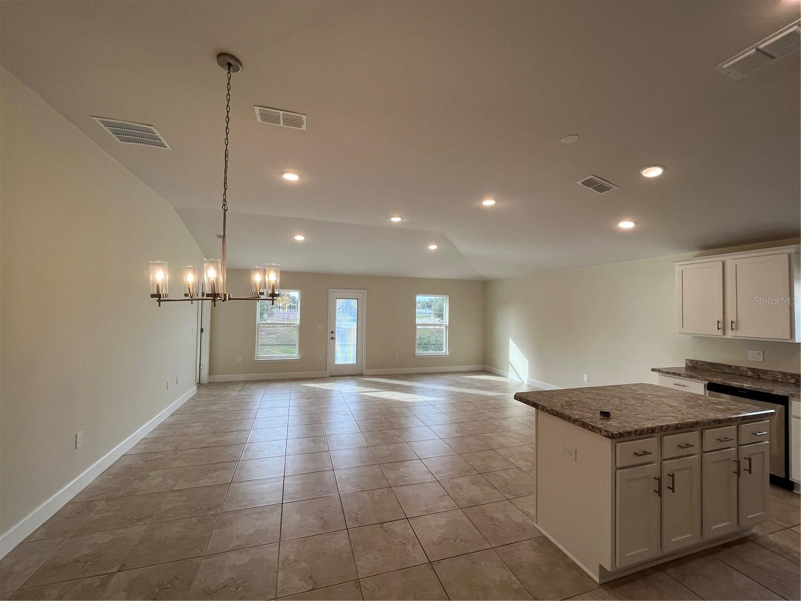 136 Krenson Bay Loop Property Photo 28