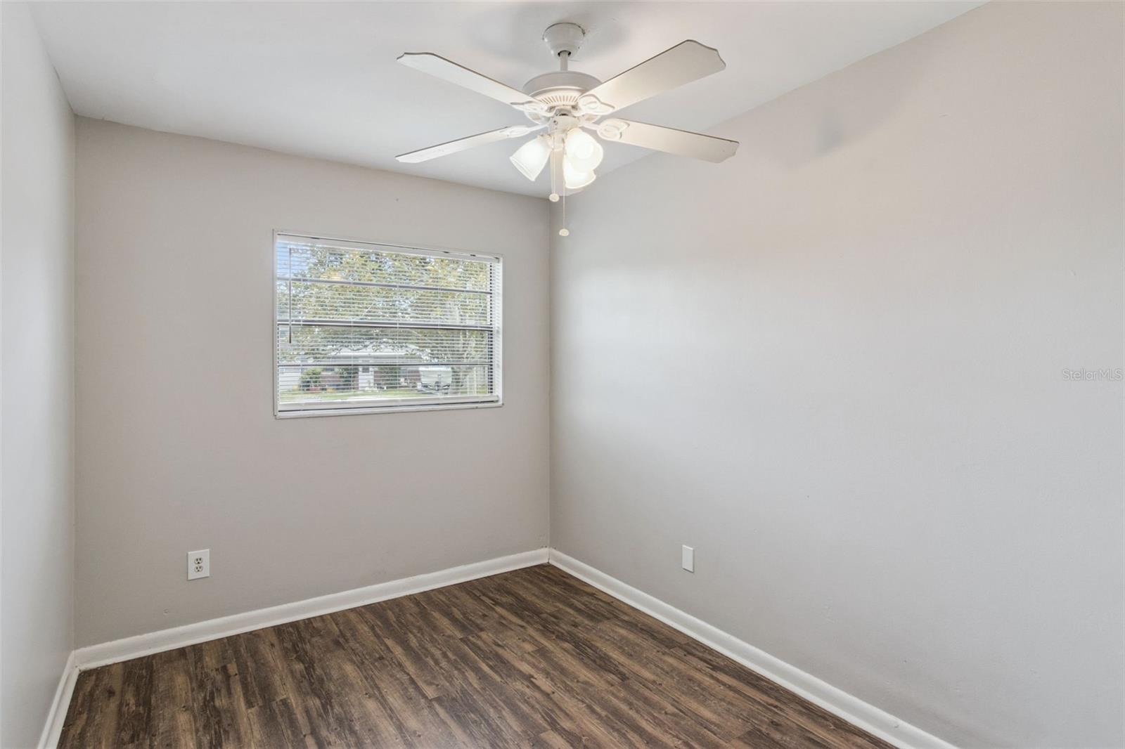 712 Clayton St Property Photo 22