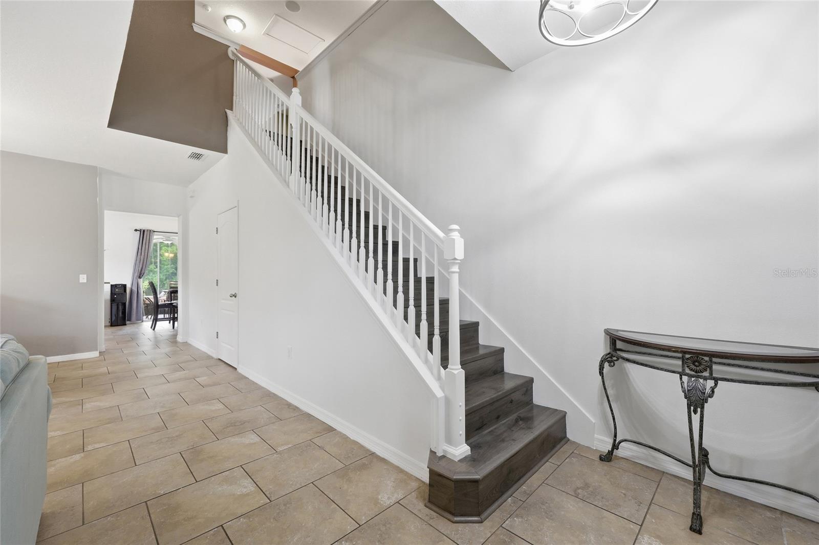 2366 Sequoia Way Property Photo 24