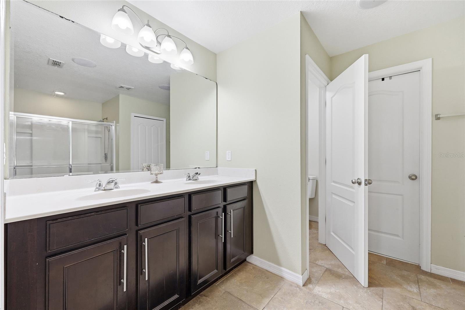 2366 Sequoia Way Property Photo 34