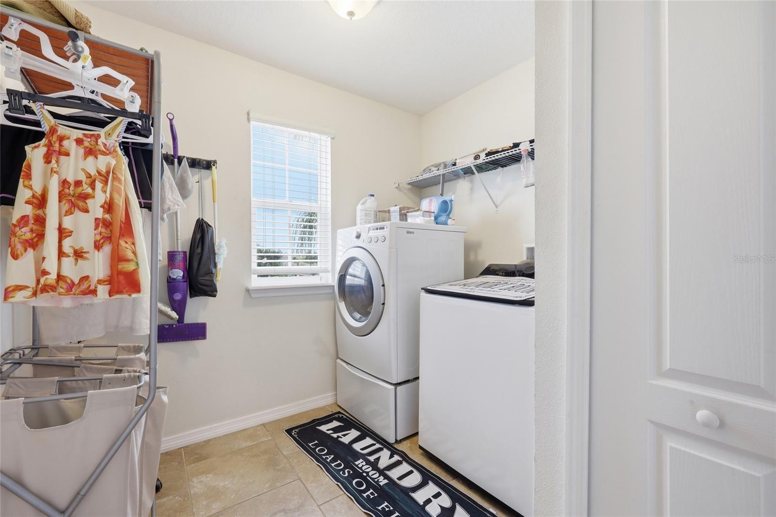 2366 Sequoia Way Property Photo 41