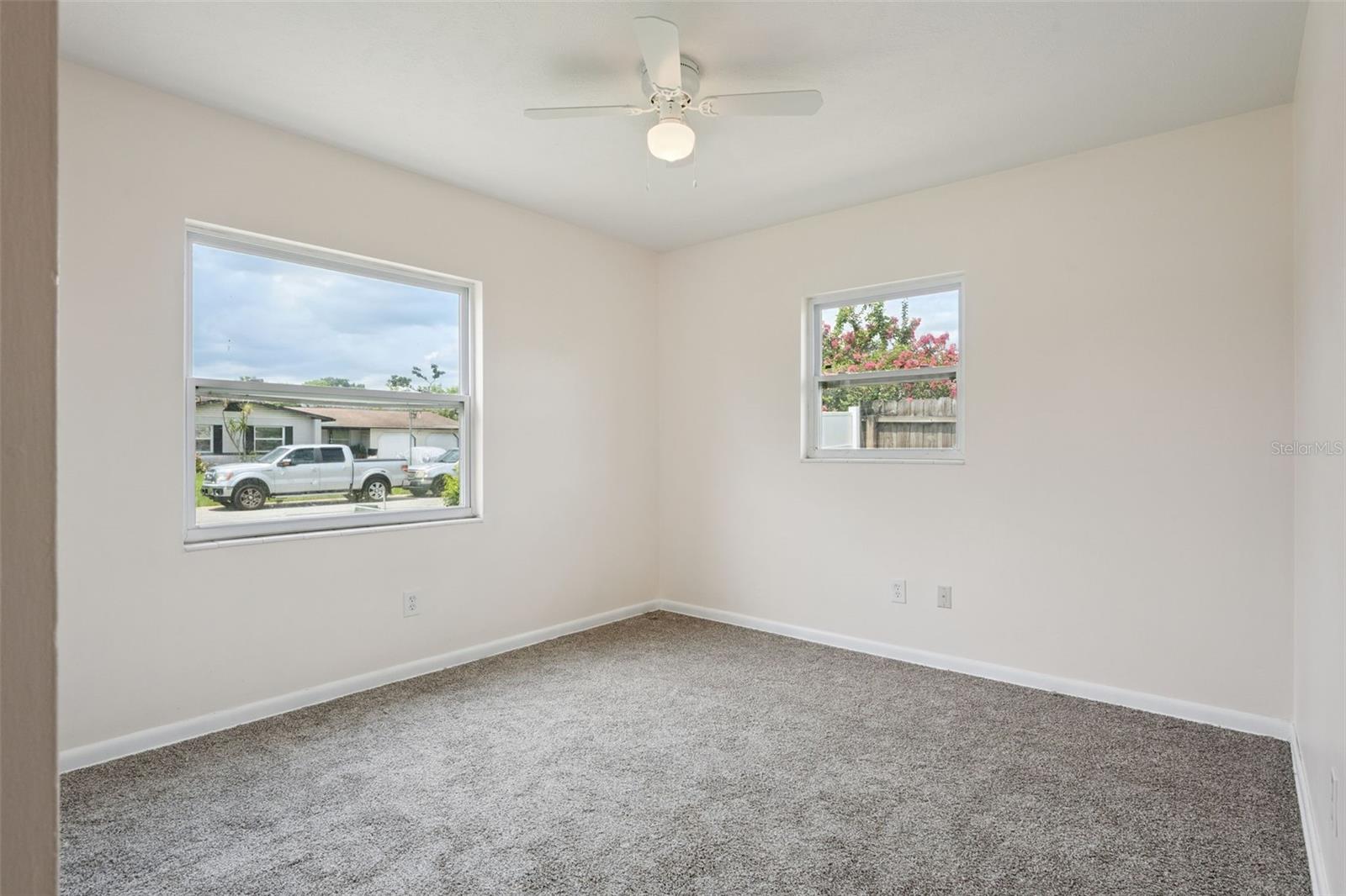 1605 Puritan Ave Property Photo 15