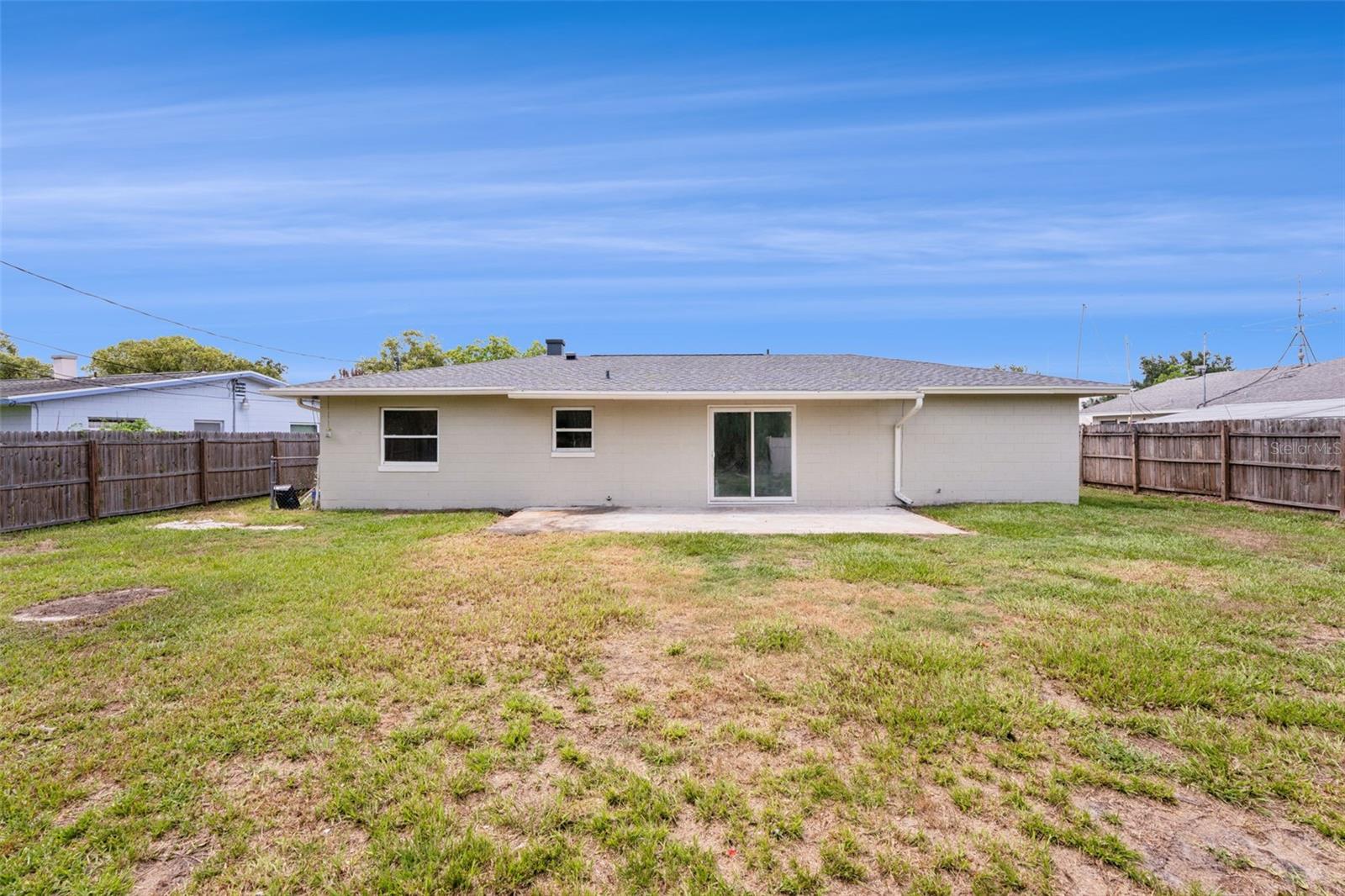 1605 Puritan Ave Property Photo 18