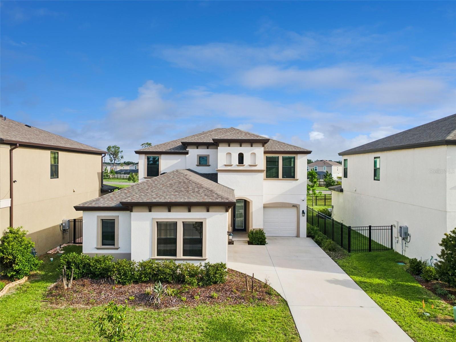 14825 PADDOCK POND AVE Property Photo 1