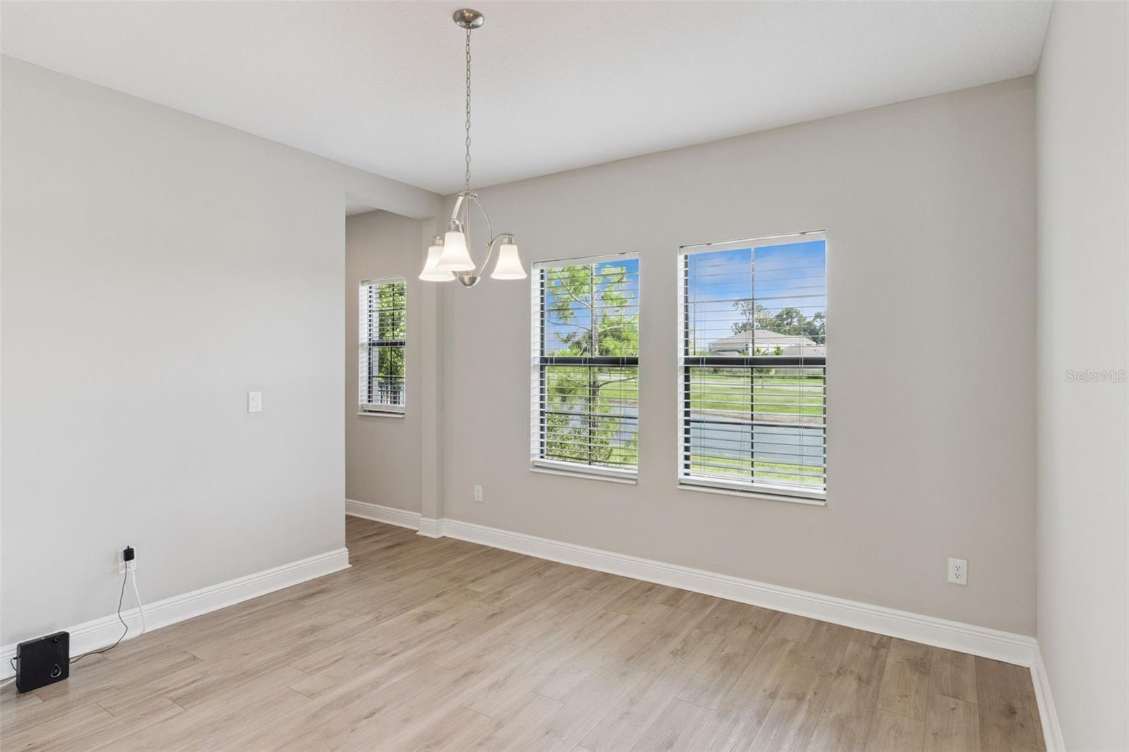 14825 Paddock Pond Ave Property Photo 17