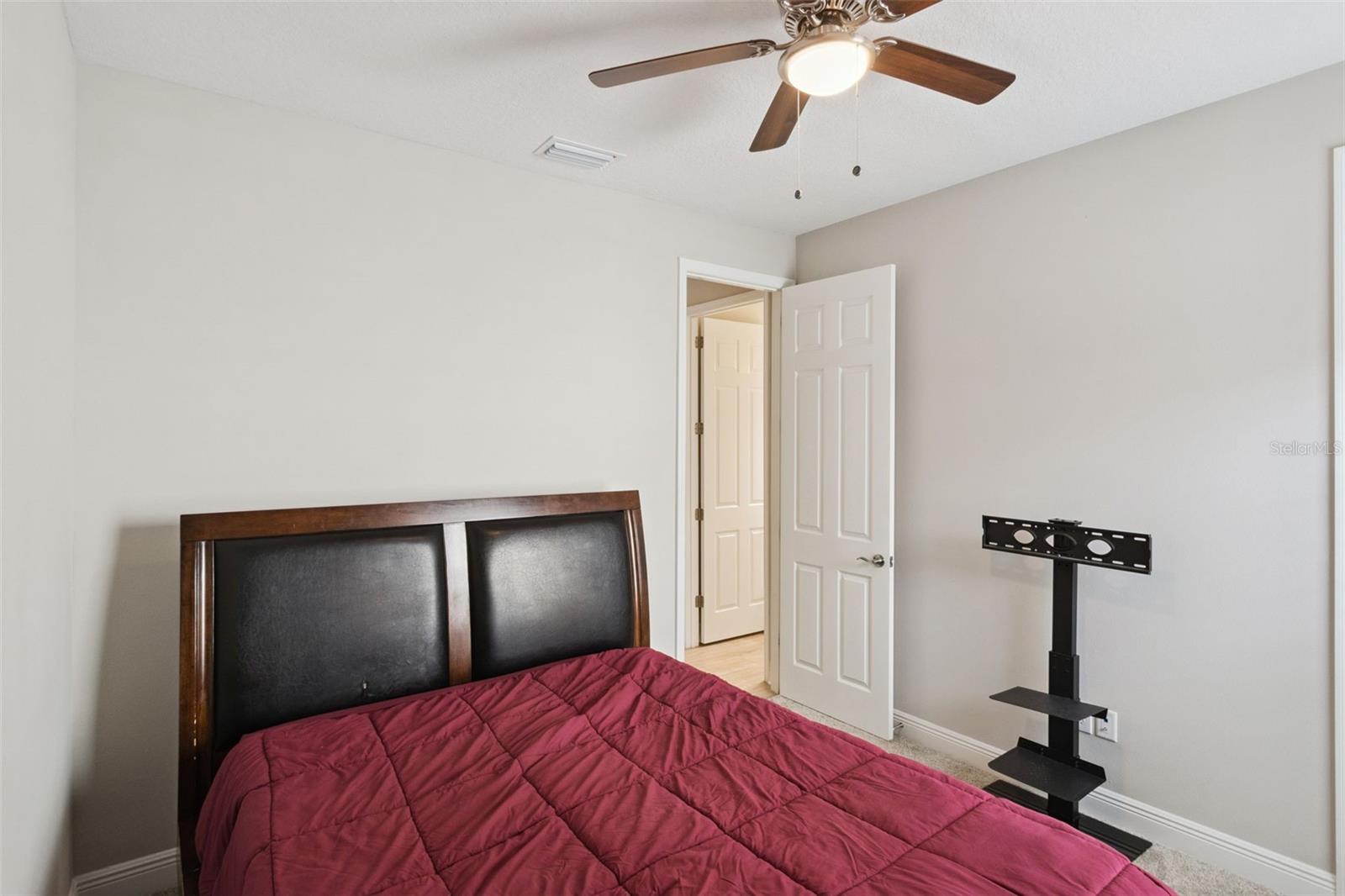 14825 Paddock Pond Ave Property Photo 24