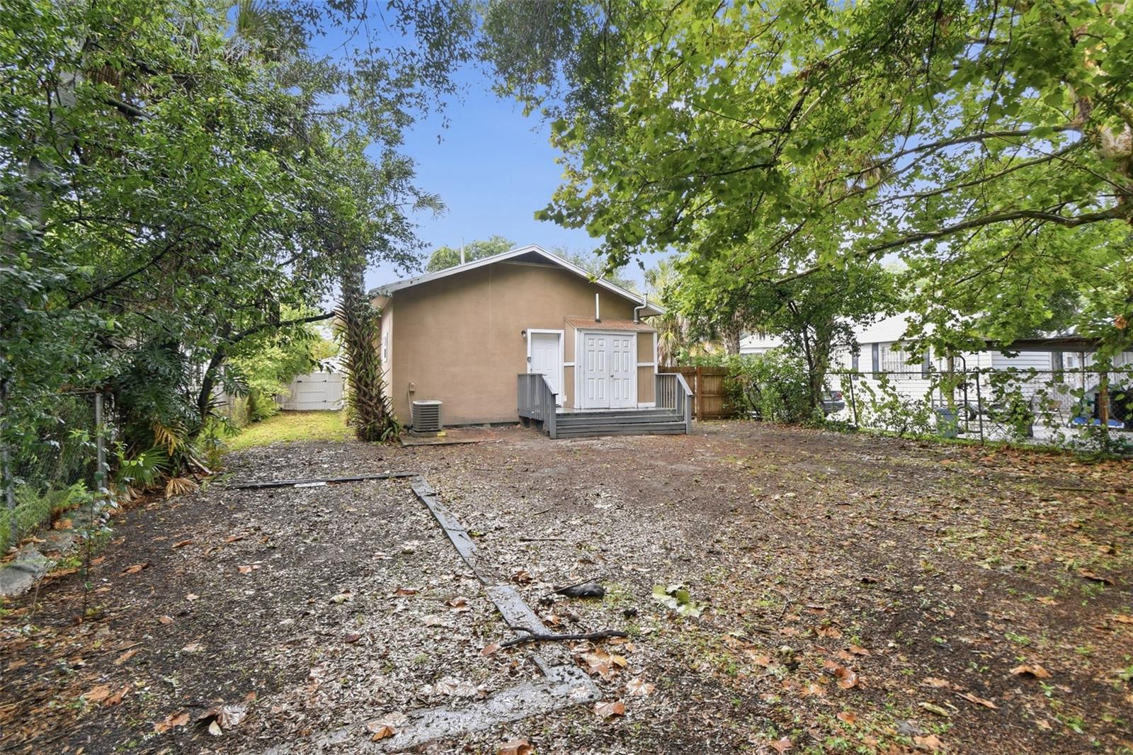 3107 N 16th St Property Photo 46