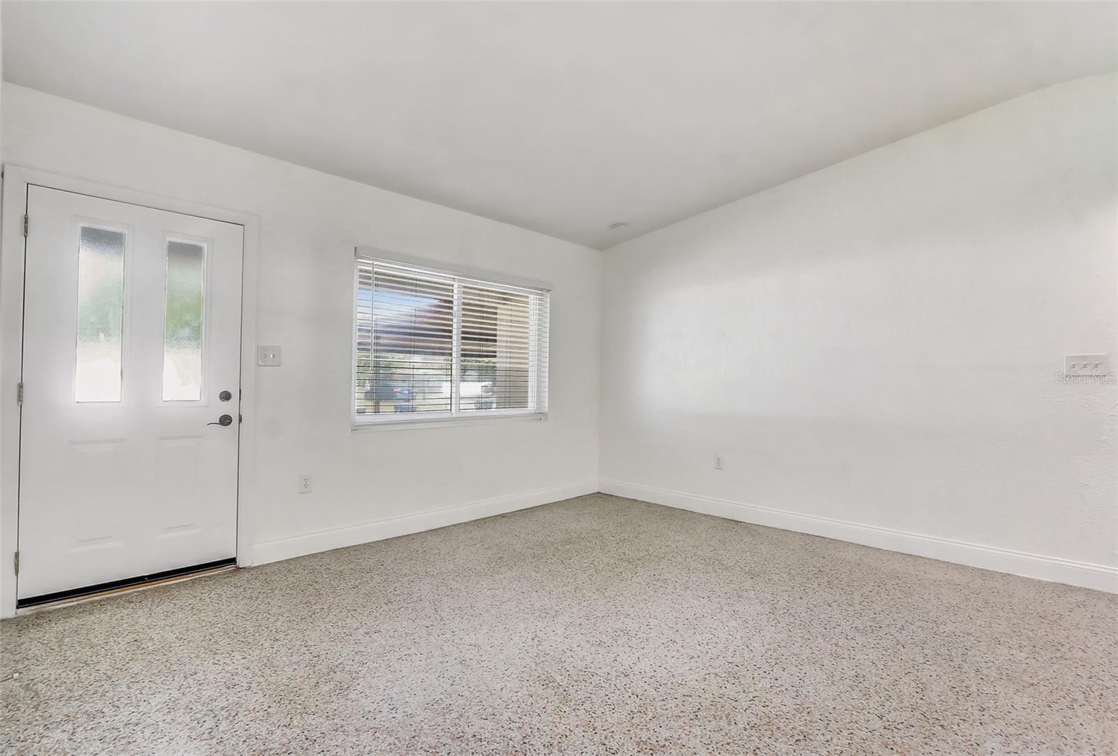 6601 Harvey St Property Photo 5