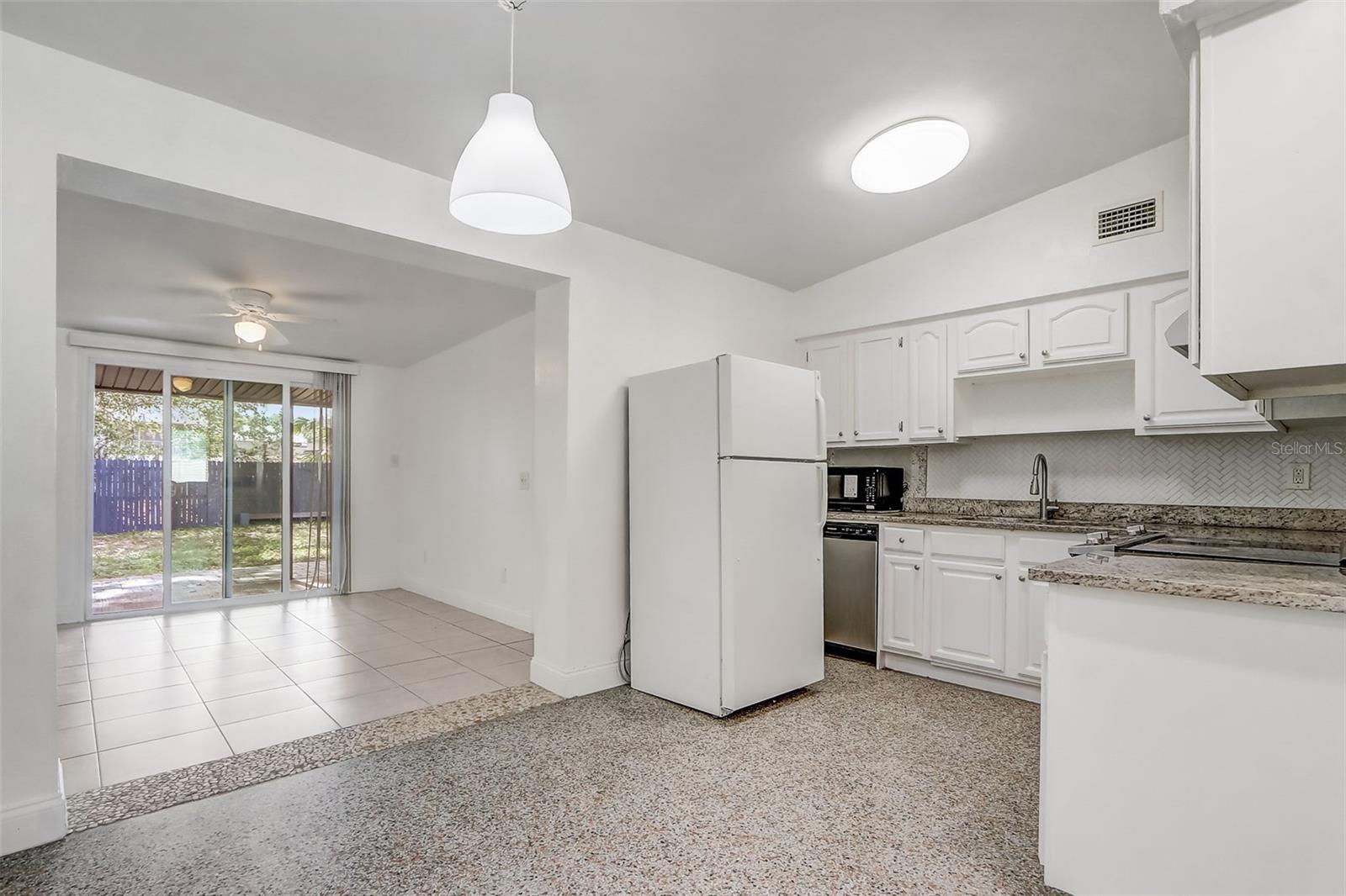 6601 Harvey St Property Photo 6