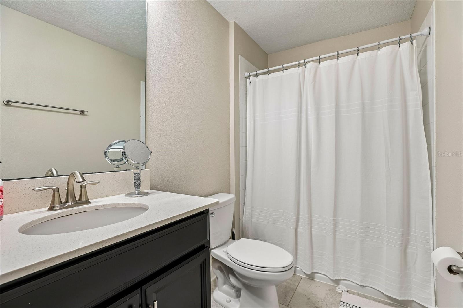 11886 Fiction Ave Property Photo 27