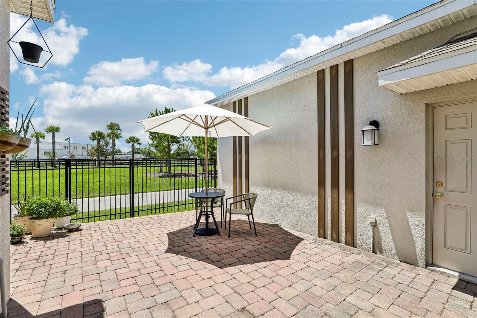 11886 Fiction Ave Property Photo 30