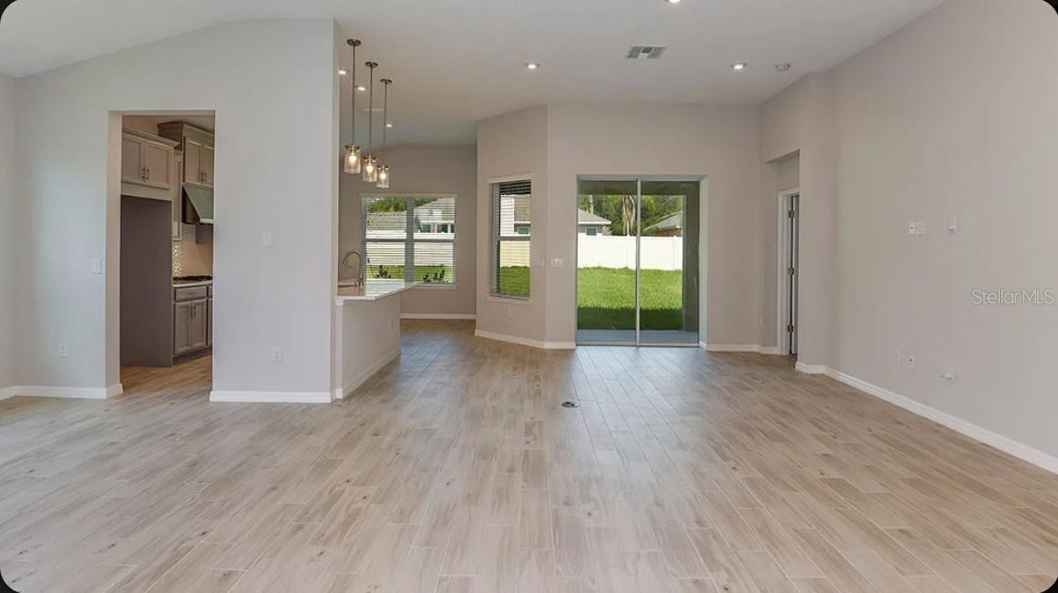5769 Binnacle Ln Property Photo 3