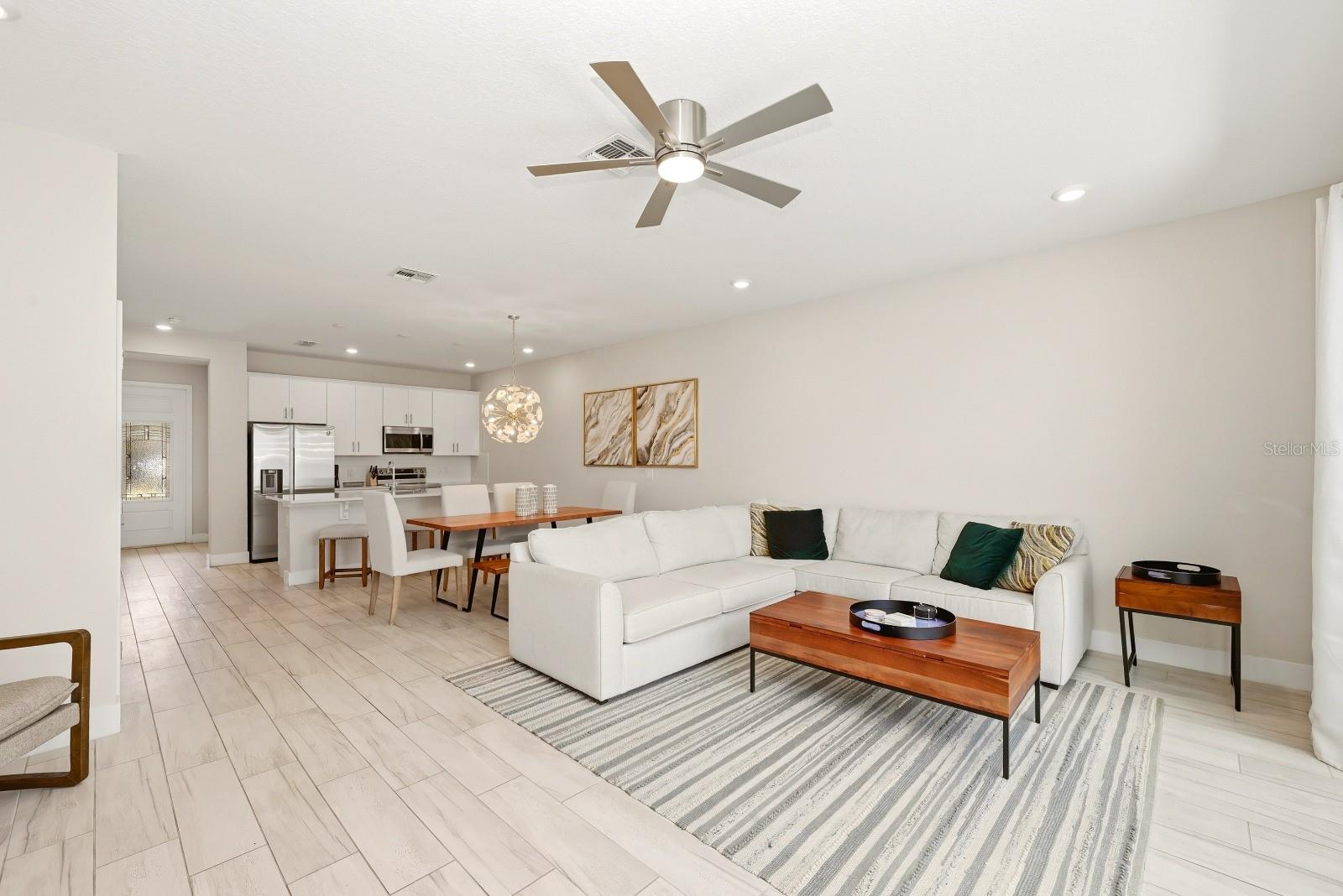 7909 Draw St Property Photo 12