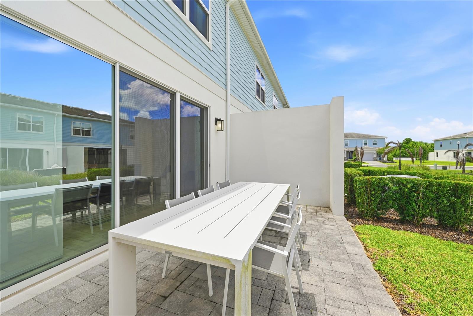 7909 Draw St Property Photo 2