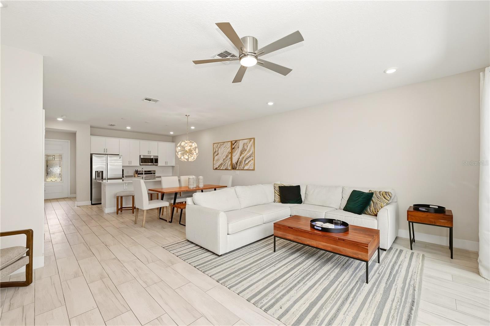 7909 Draw St Property Photo 15