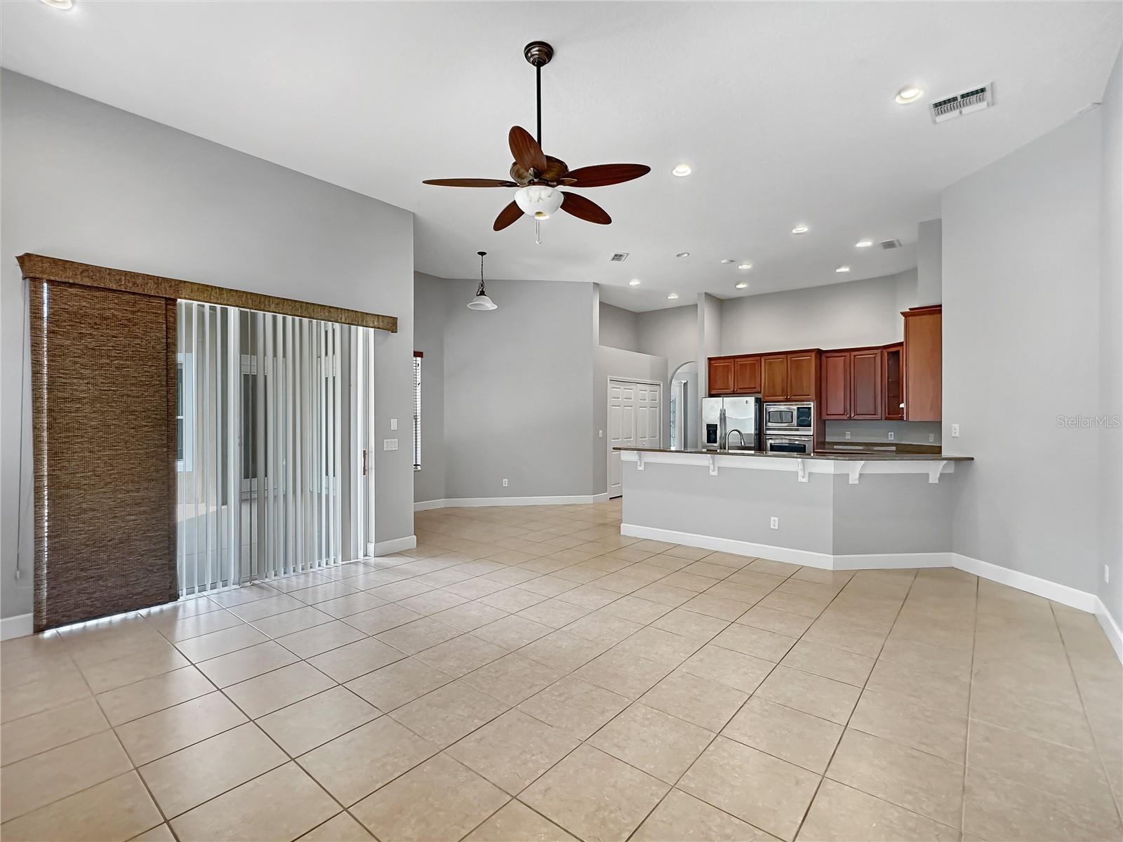2770 Regal Pine Trl Property Photo 3