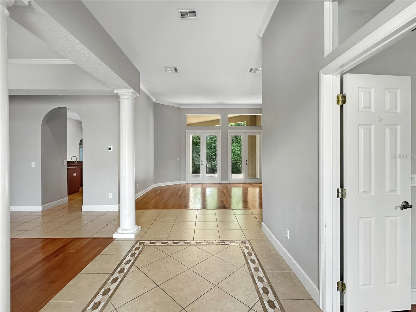 2770 Regal Pine Trl Property Photo 4