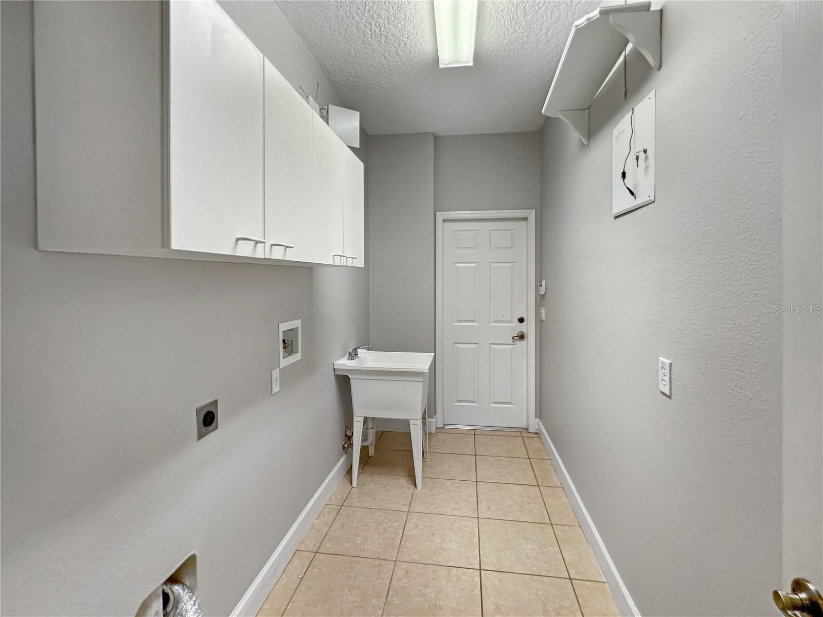 2770 Regal Pine Trl Property Photo 15