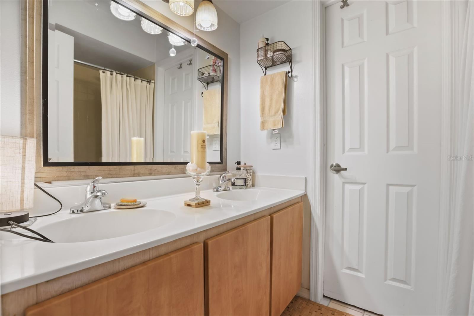 4690 Sussex Ter #103 Property Photo 12