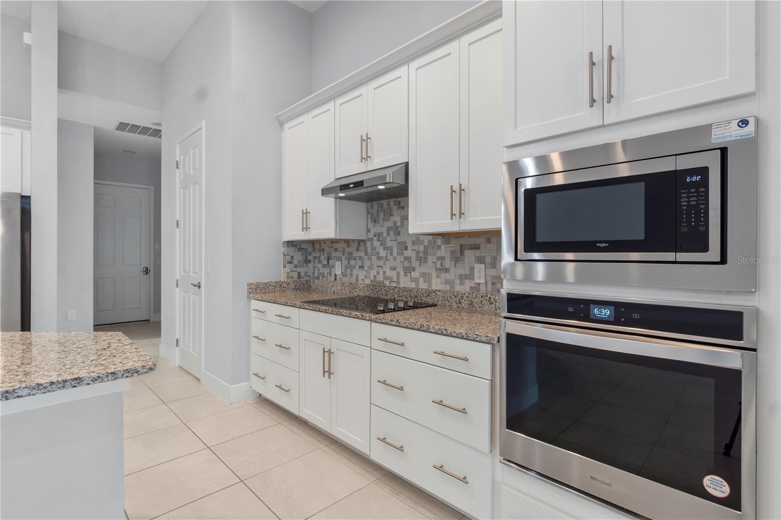 2320 Symphony Cir Property Photo 5