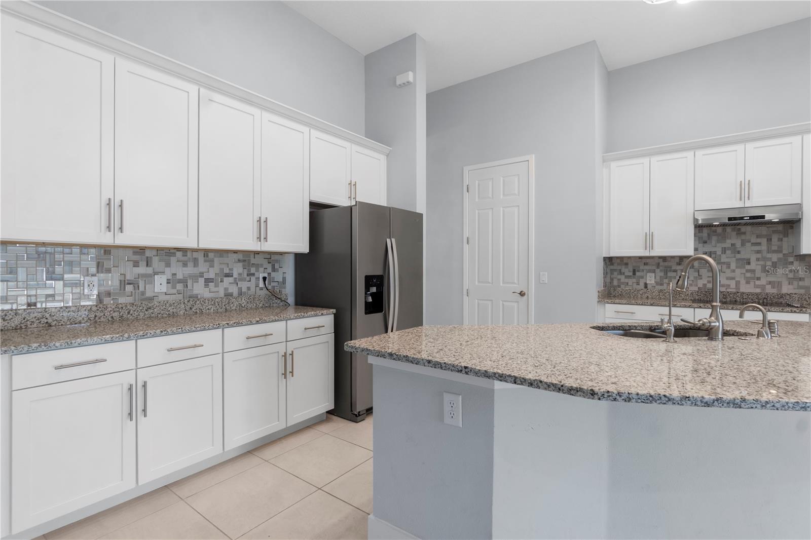 2320 Symphony Cir Property Photo 8