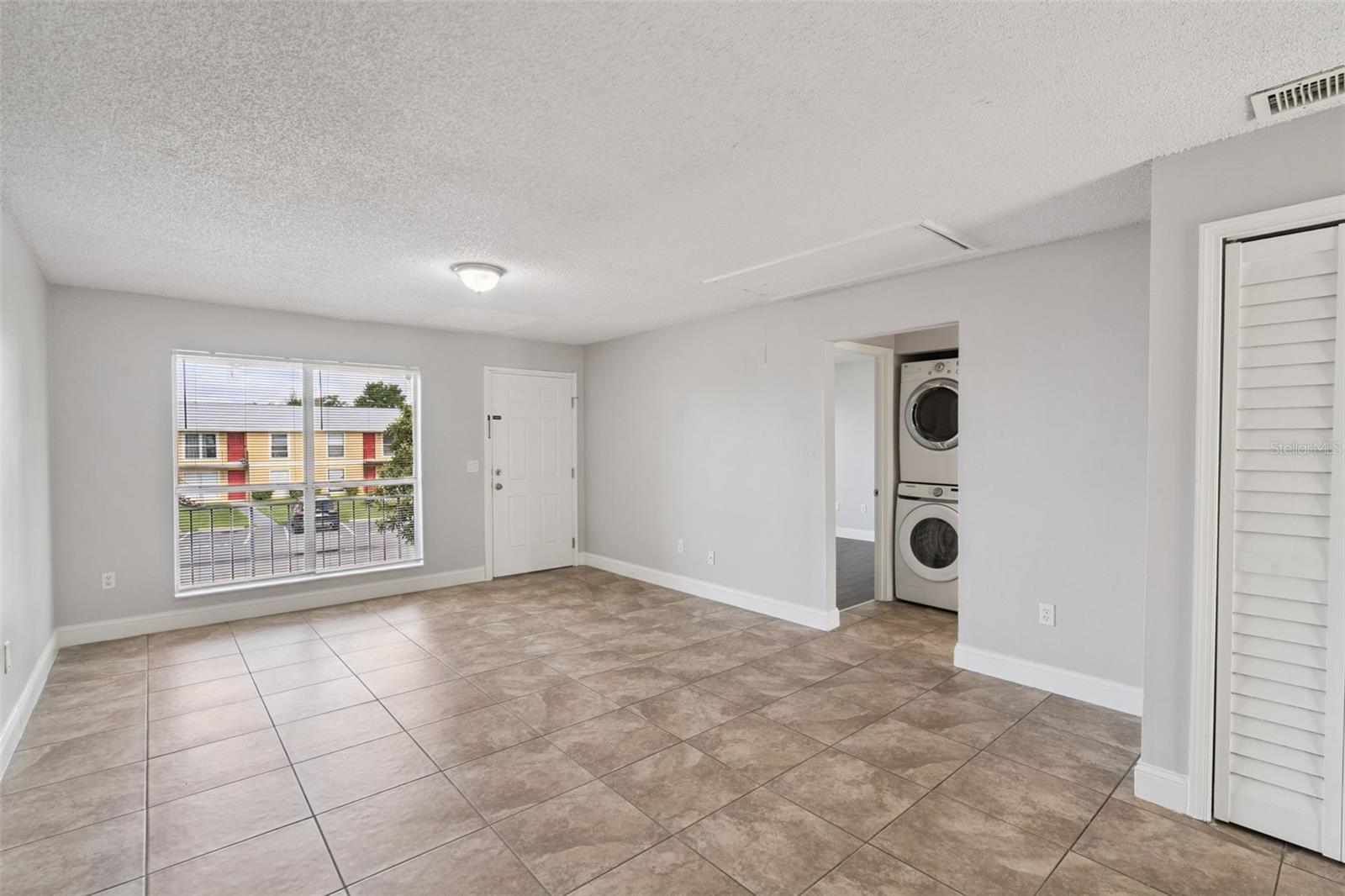 1847 Caralee Blvd #4 Property Photo 5