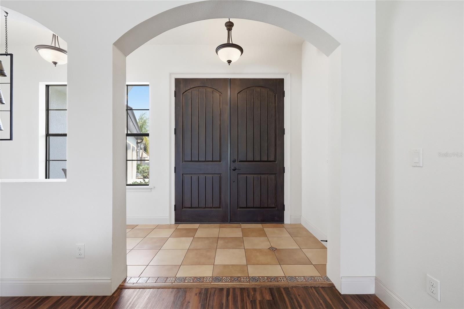 4460 Runway Ln Property Photo 6
