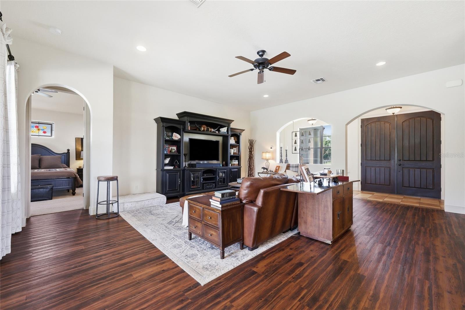 4460 Runway Ln Property Photo 9