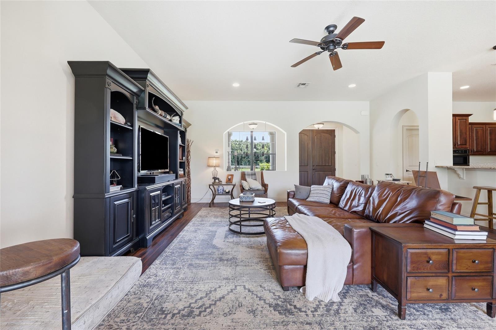 4460 Runway Ln Property Photo 12