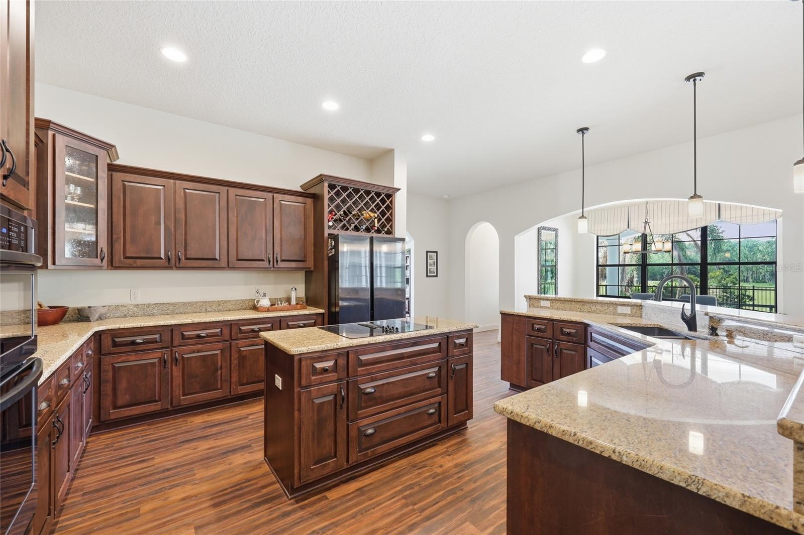 4460 Runway Ln Property Photo 15