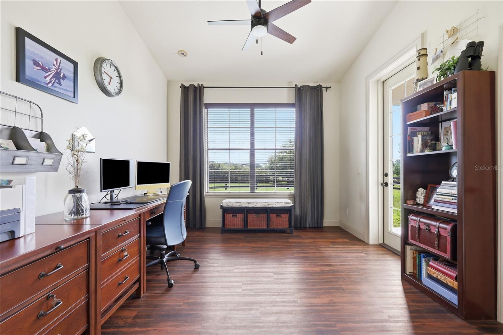 4460 Runway Ln Property Photo 30