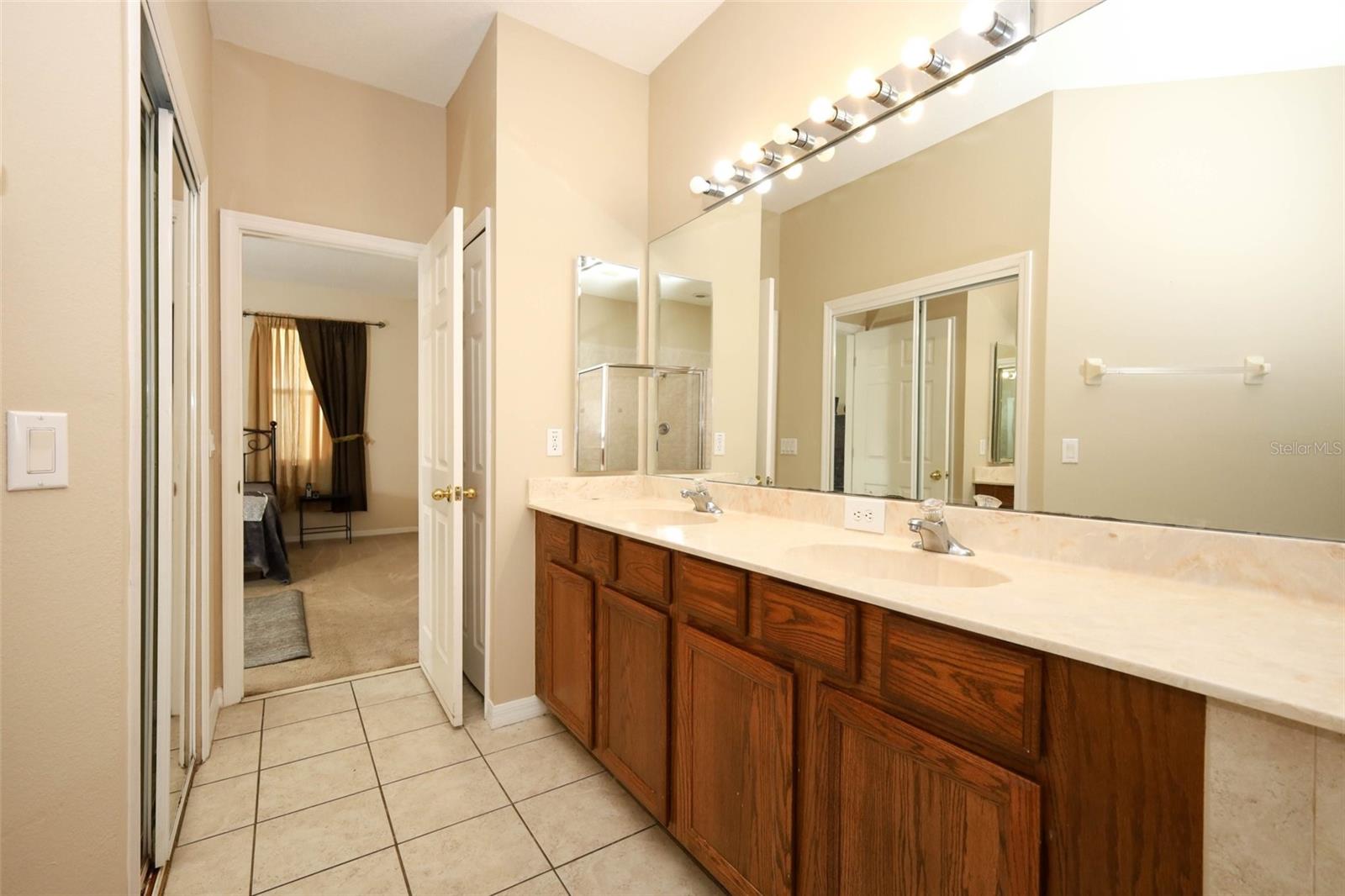 426 Alexandria Place Dr Property Photo 14