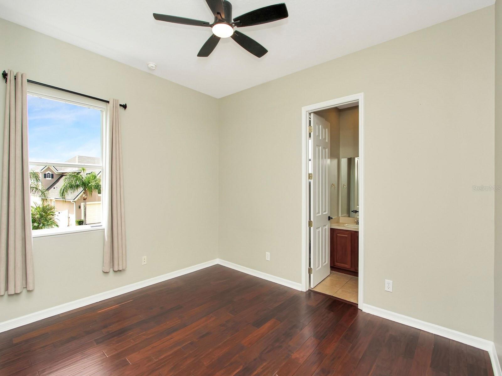 930 Spring Oak Cir Property Photo 26