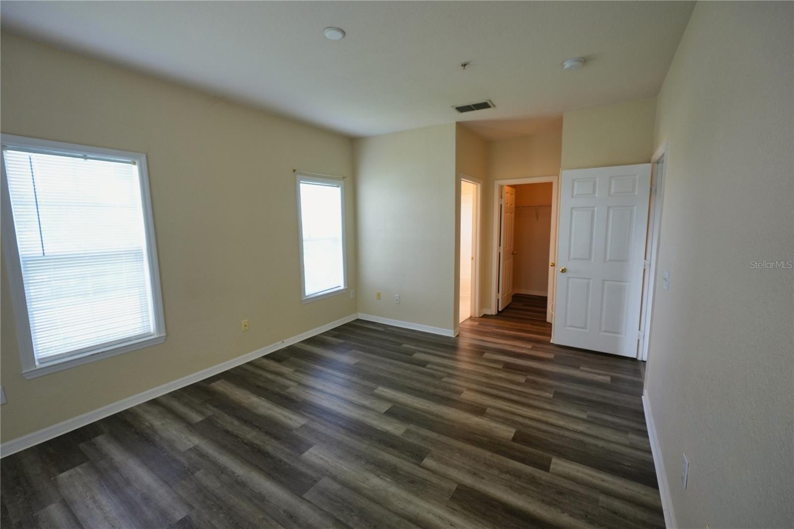 3757 Conroy Rd #2531 Property Photo 5