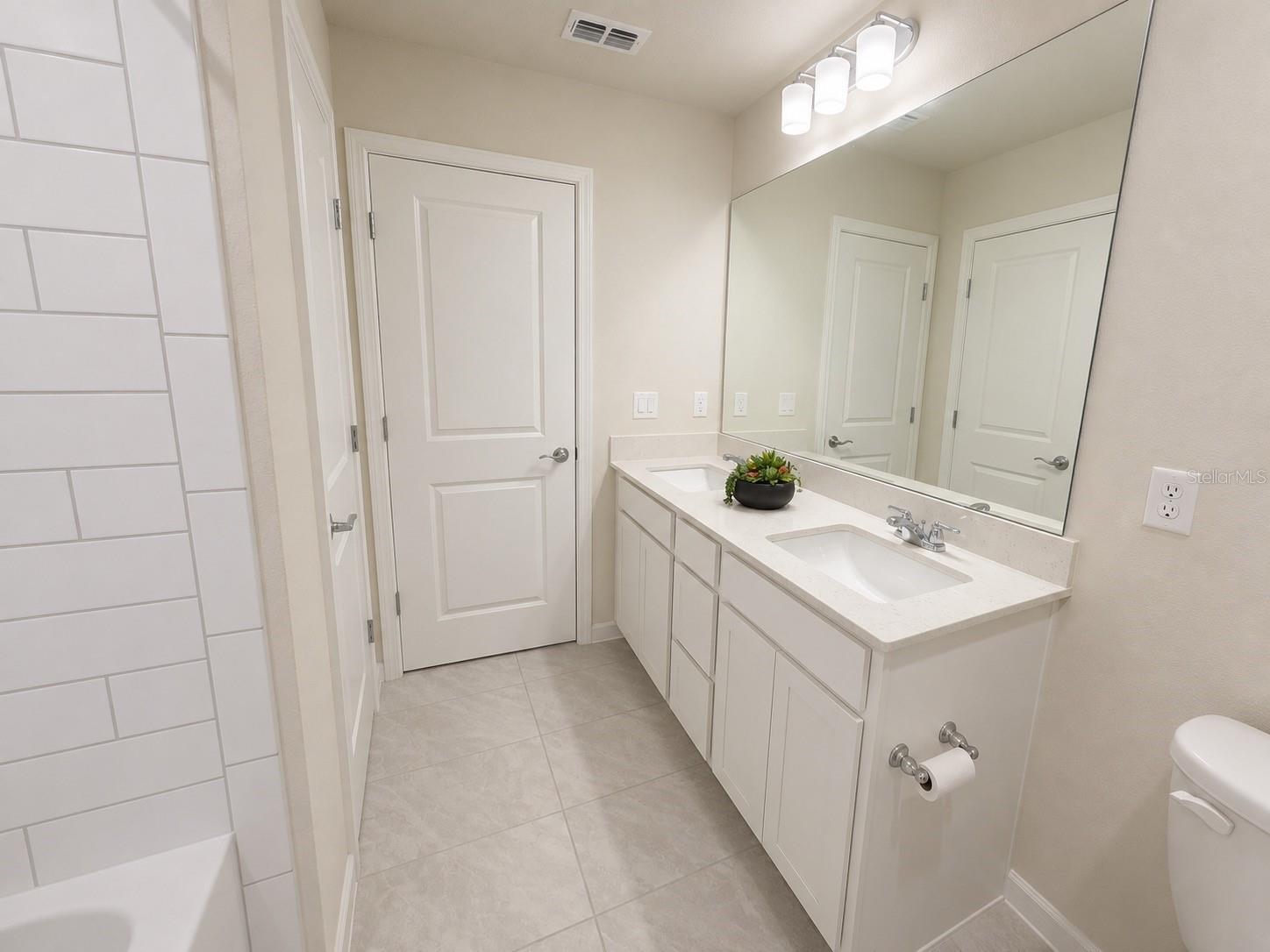 4086 Lush View Dr Property Photo 23