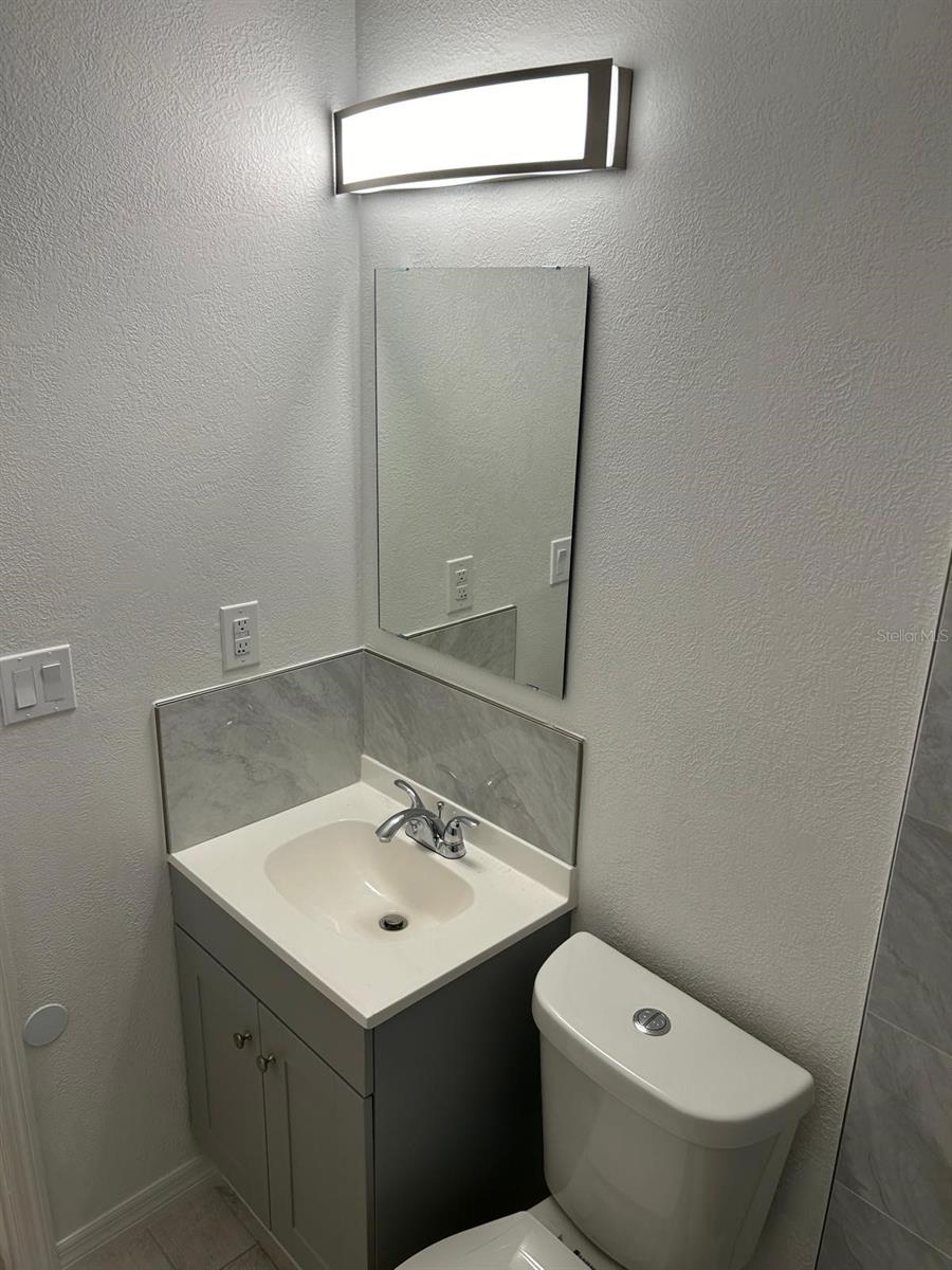 1838 Colton Dr Property Photo 23
