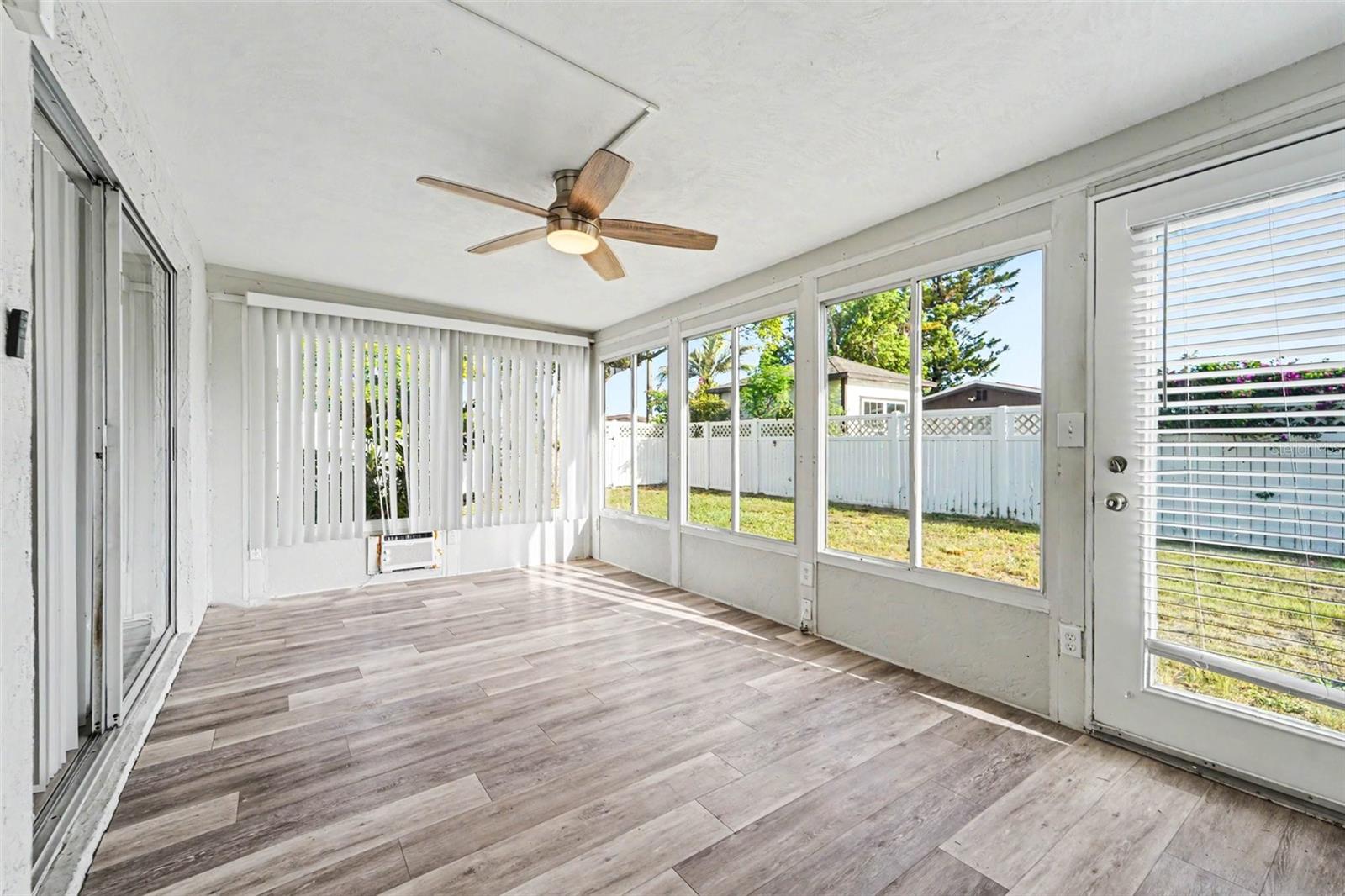 3207 Salisbury Dr Property Photo 7